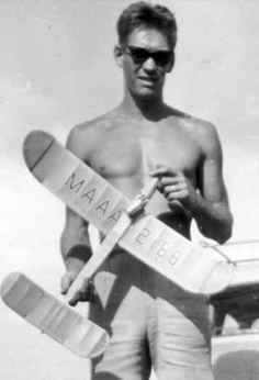 Dave Hegarty and Twizzler, Jetex winner, Australian Nationals 1960